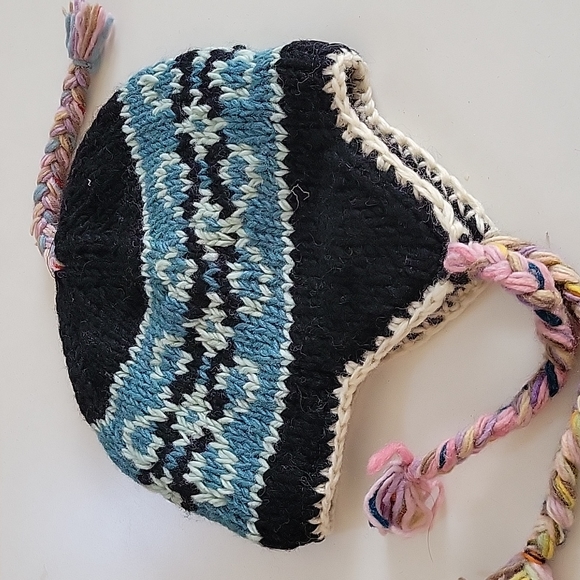 COPY - Merino Wool Sherpa Hat - Picture 9 of 15